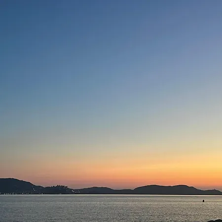 Beau Climatise Face A La Apartment La Ciotat